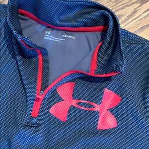 Under Armour grey 1/4 zip Boys Large